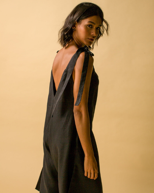 Granadina Linen Jumper - Black  Boho Hunter